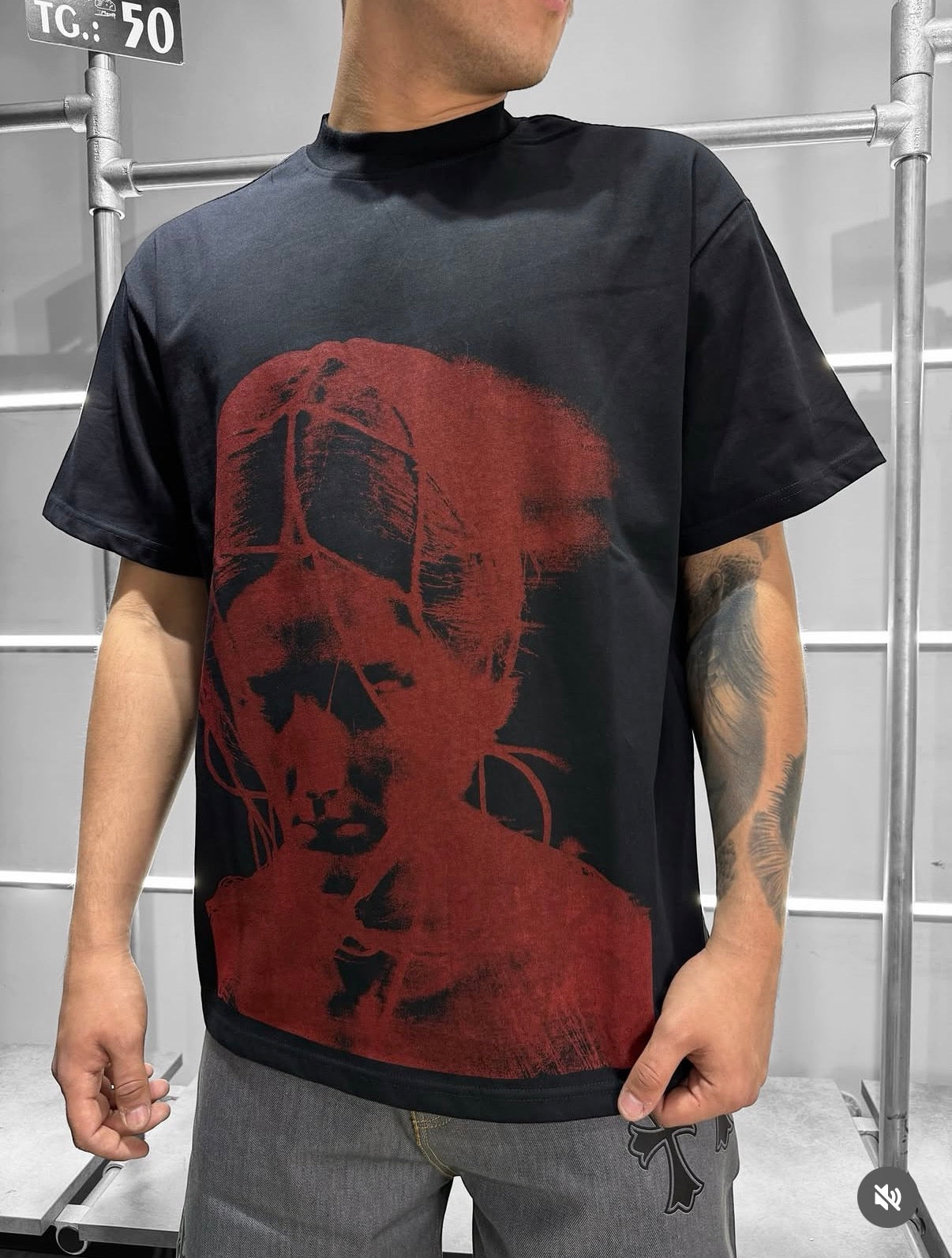 T-SHIRT FACE