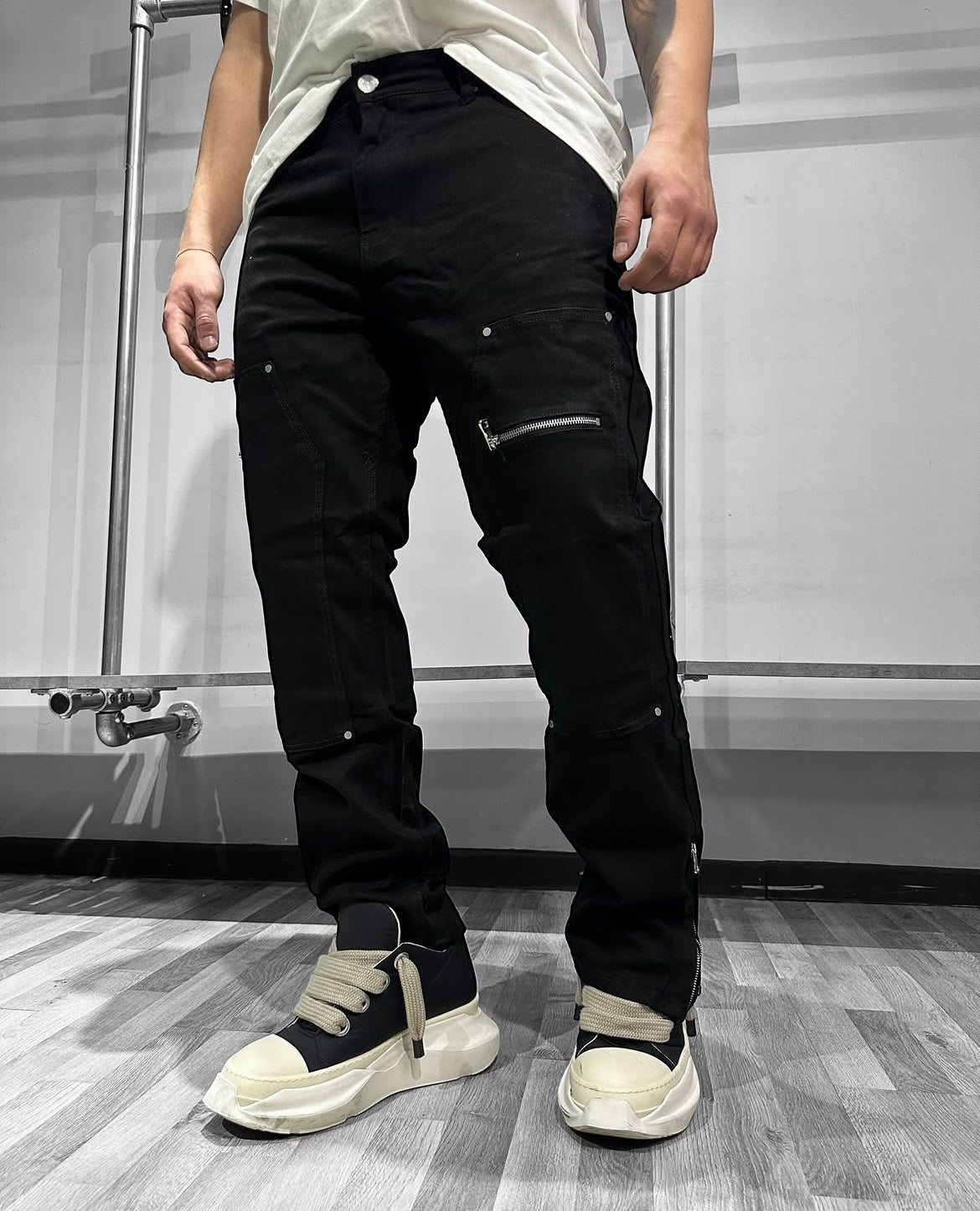 DENIM BLACK ZIP
