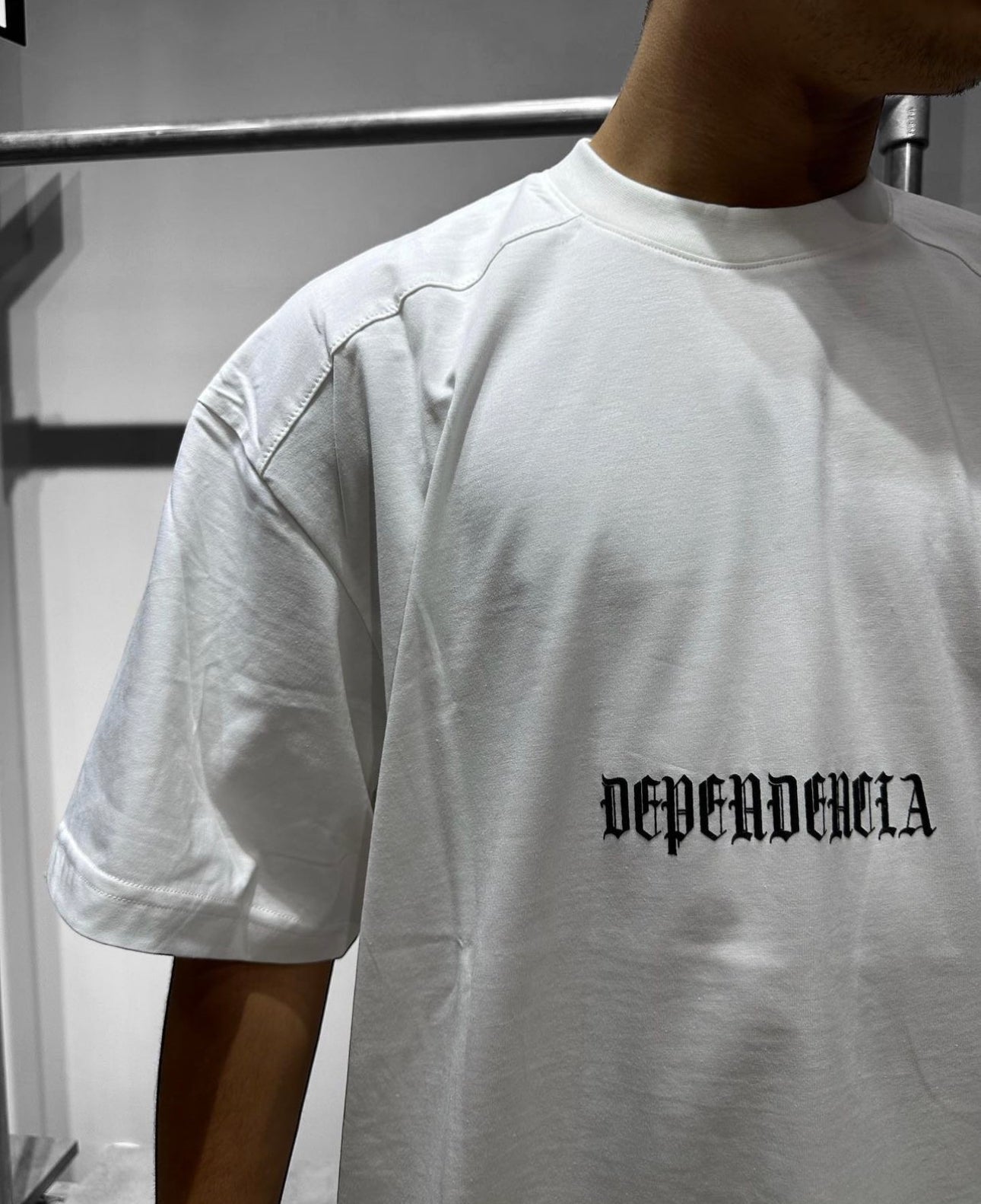 T-SHIRT DEPENDENCIA