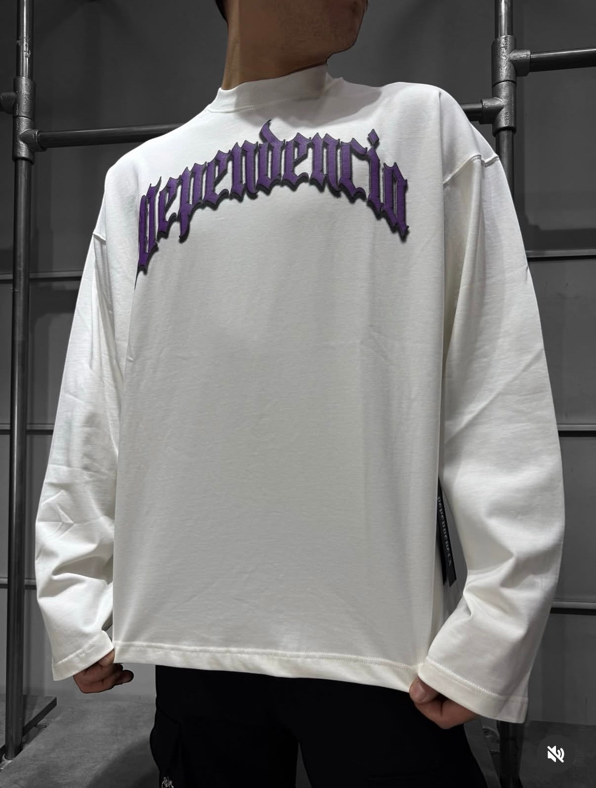 LONG SLEEVE DEPENDENCIA