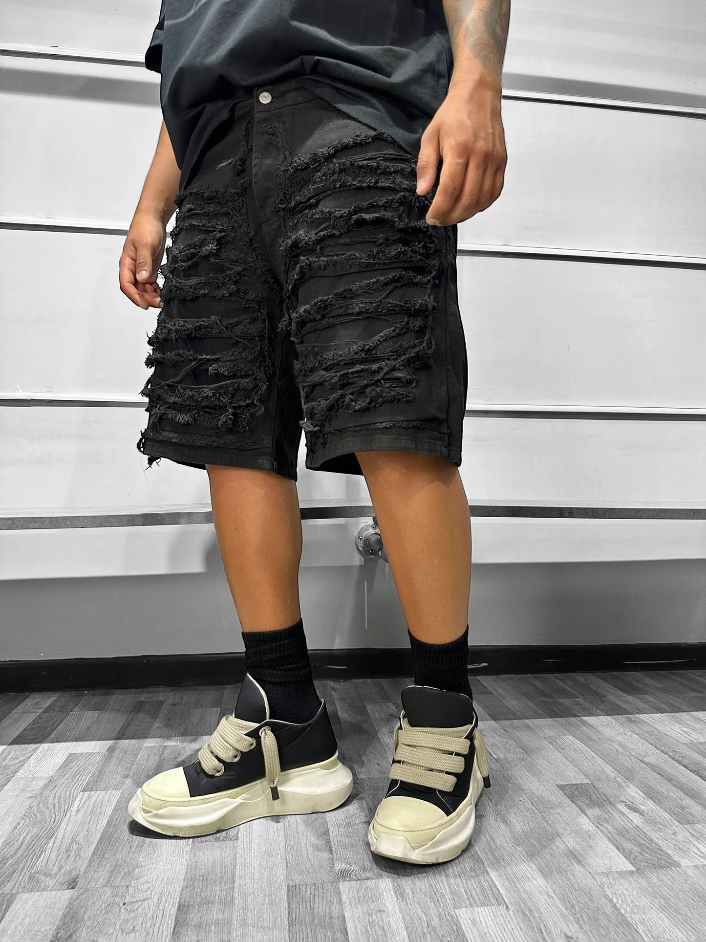 BERMUDA RIPOED BLACK