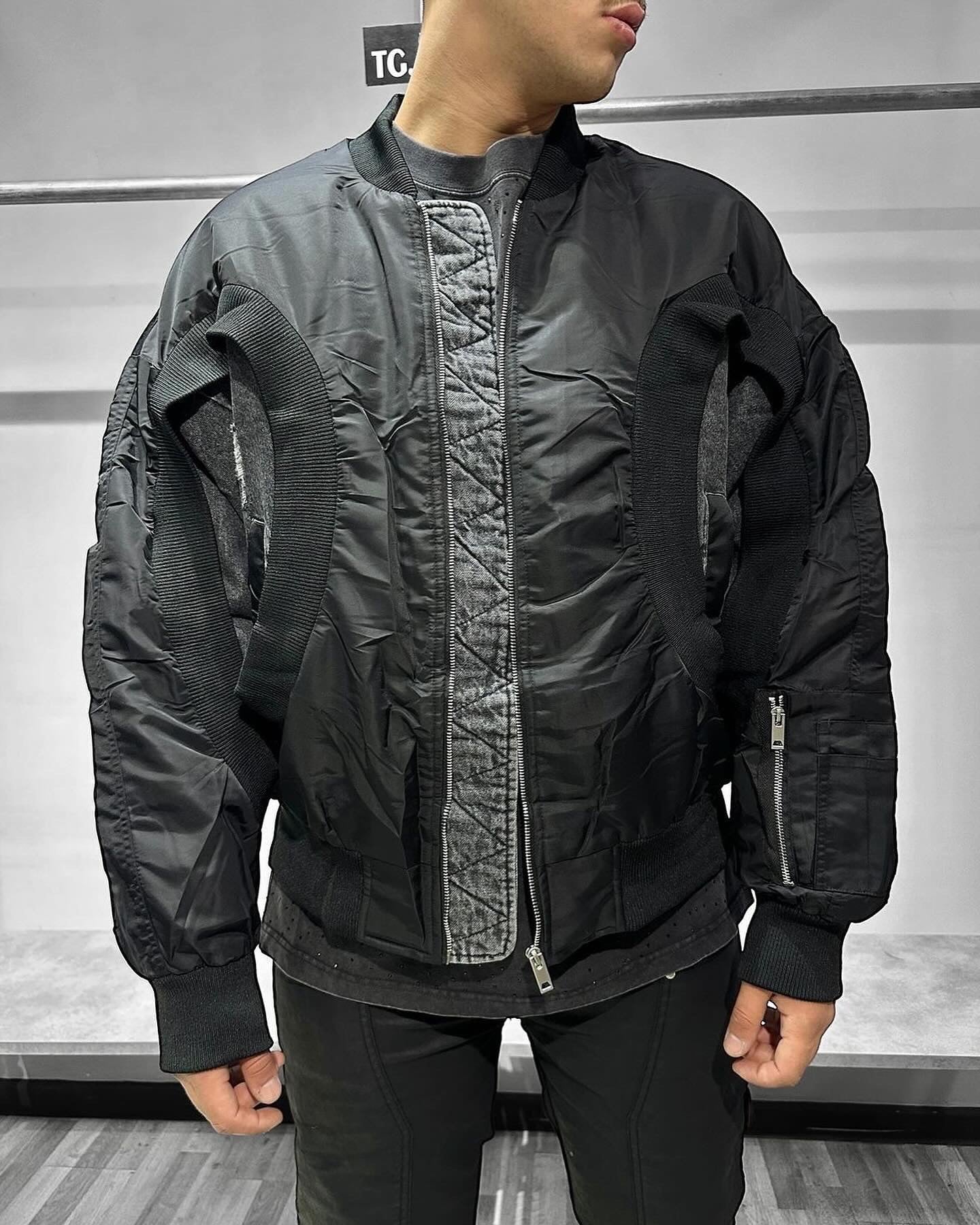 BOMBER MOD BALE**