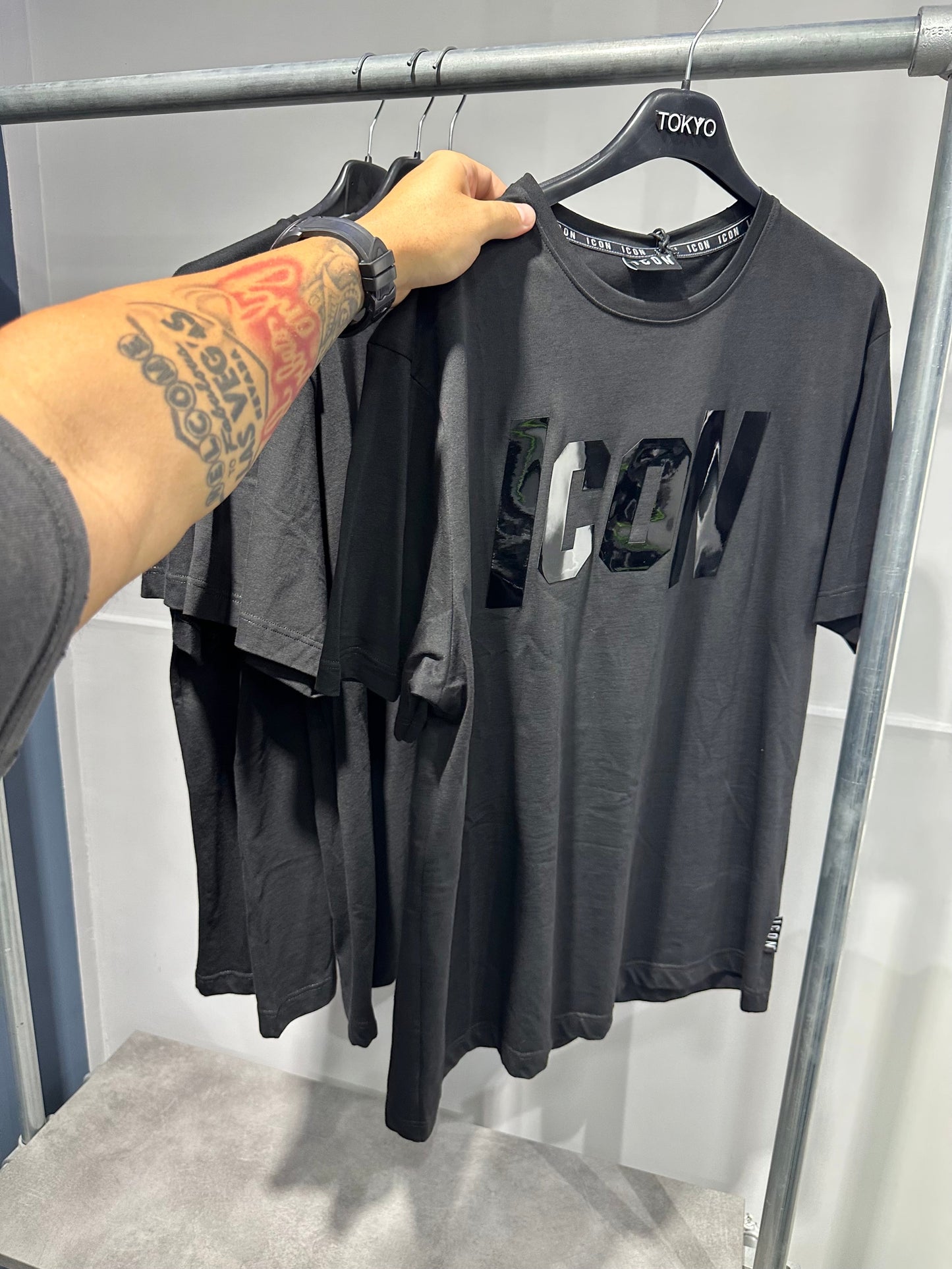 T-SHIRT ICON