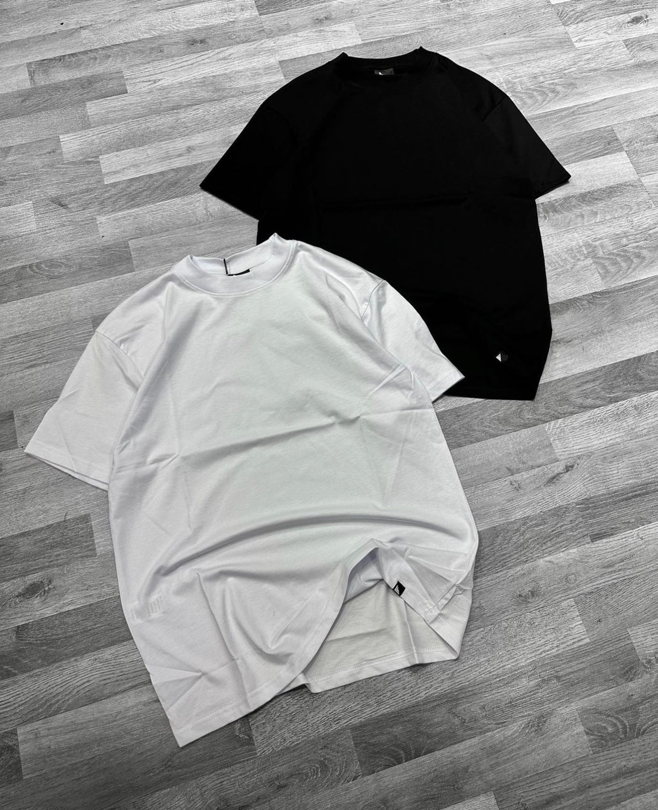 T-SHIRT MEZZO COLLO MADEINITALY