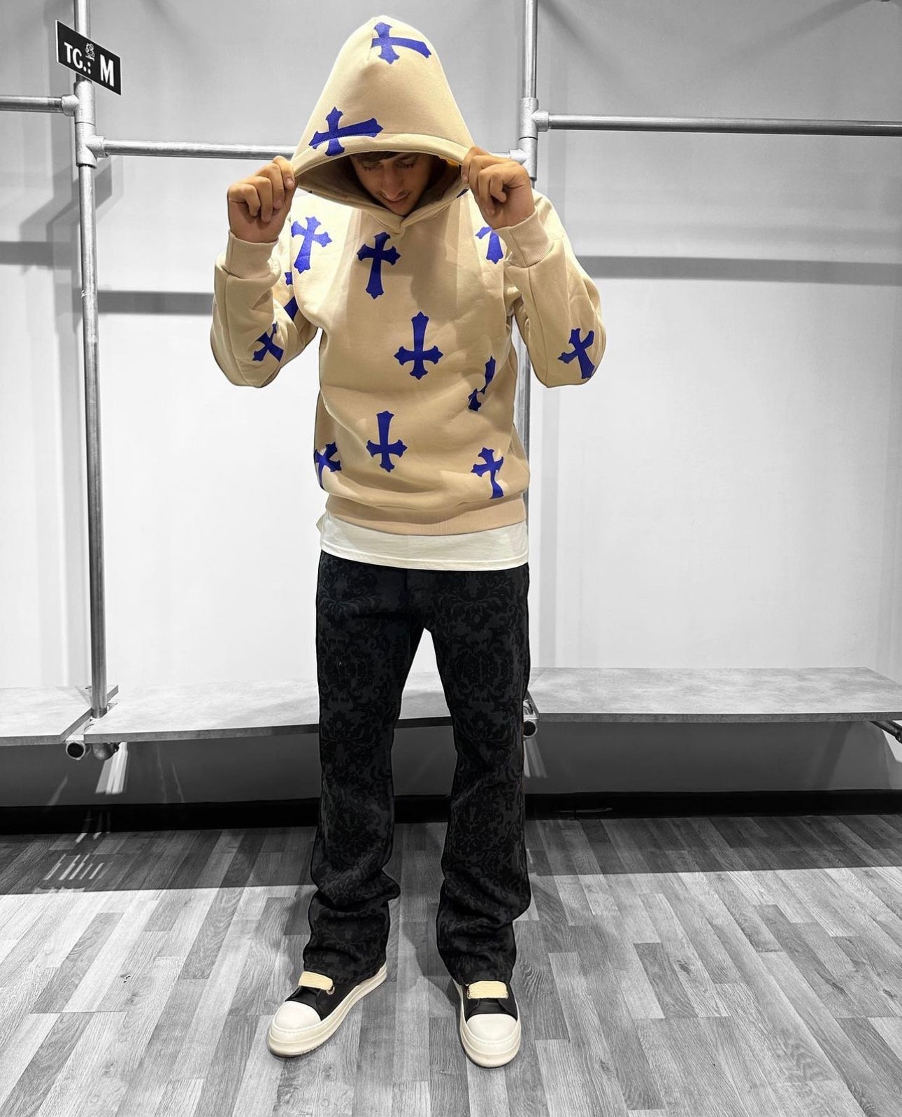 HOODIE CROSS