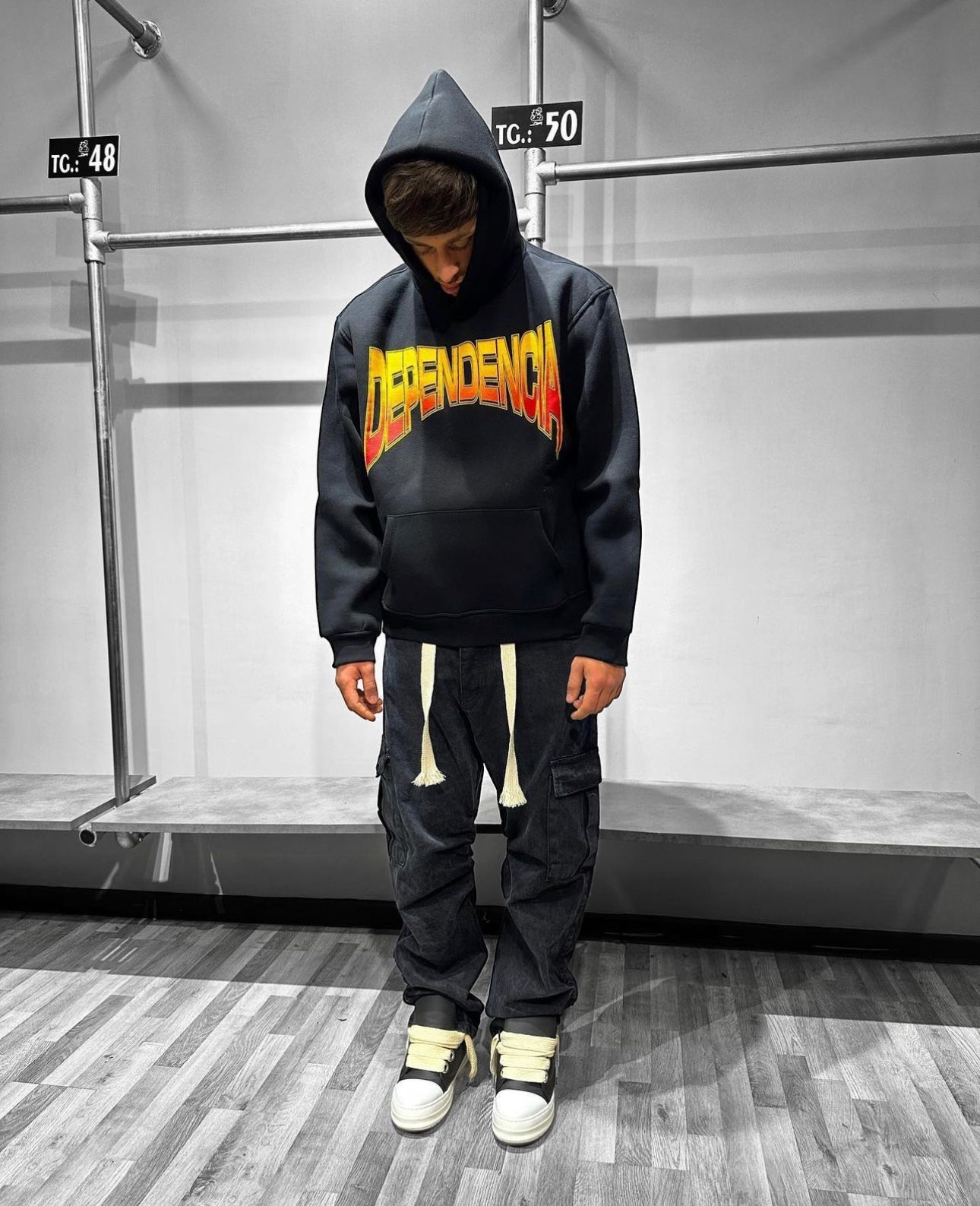 HOODIE DEPENDENCIA
